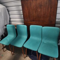 Extendable Wood  Dining Table Up With 4 Chairs 