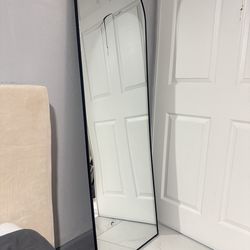 Full body Mirror 64H 21W