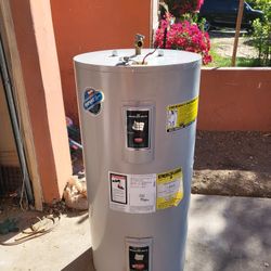 Electric Water Heater 50 Gal In Good Condition And Warranty Works Great 19th Ave And Baseline 