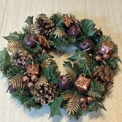 Festive Holiday Wreath 11”