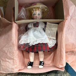 Vintage 1980s Madame Alexander McGuffey Ana Doll Original Box 
