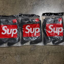 Supreme Socks 