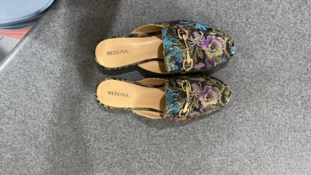 Sandalias /suecos  Size 7 