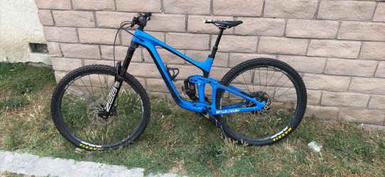 Full carbon giant advanced