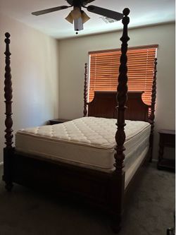 Full size bed set