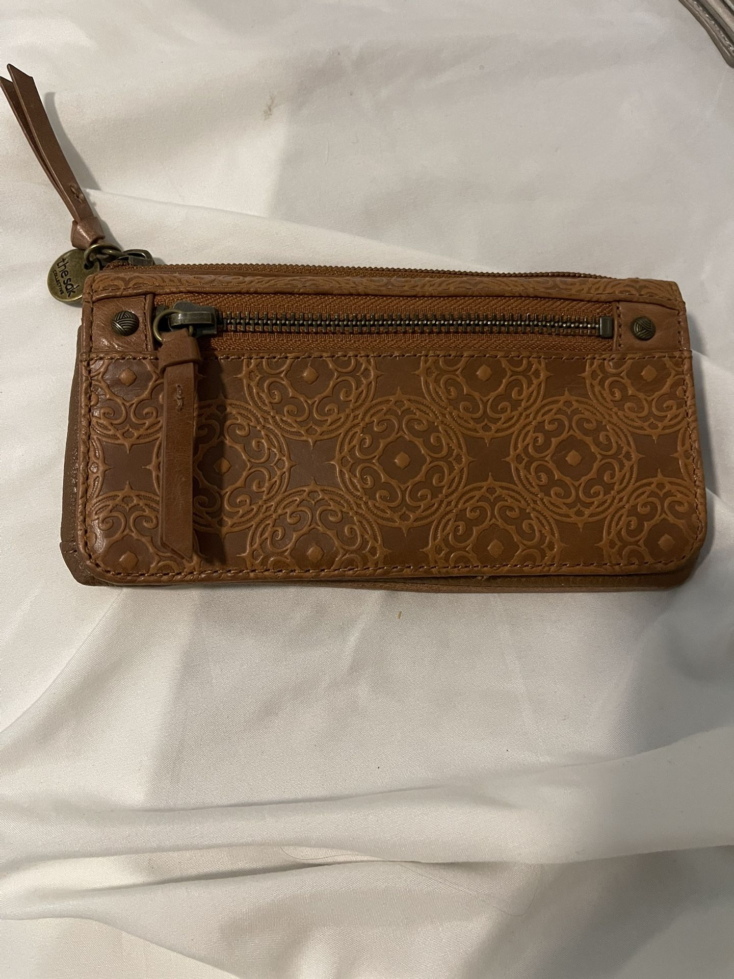 NEW The SAK Brown Leather Zip Around Wallet