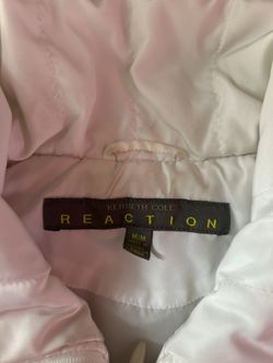 Women’s White Puffer Vest with Hood & Zipper