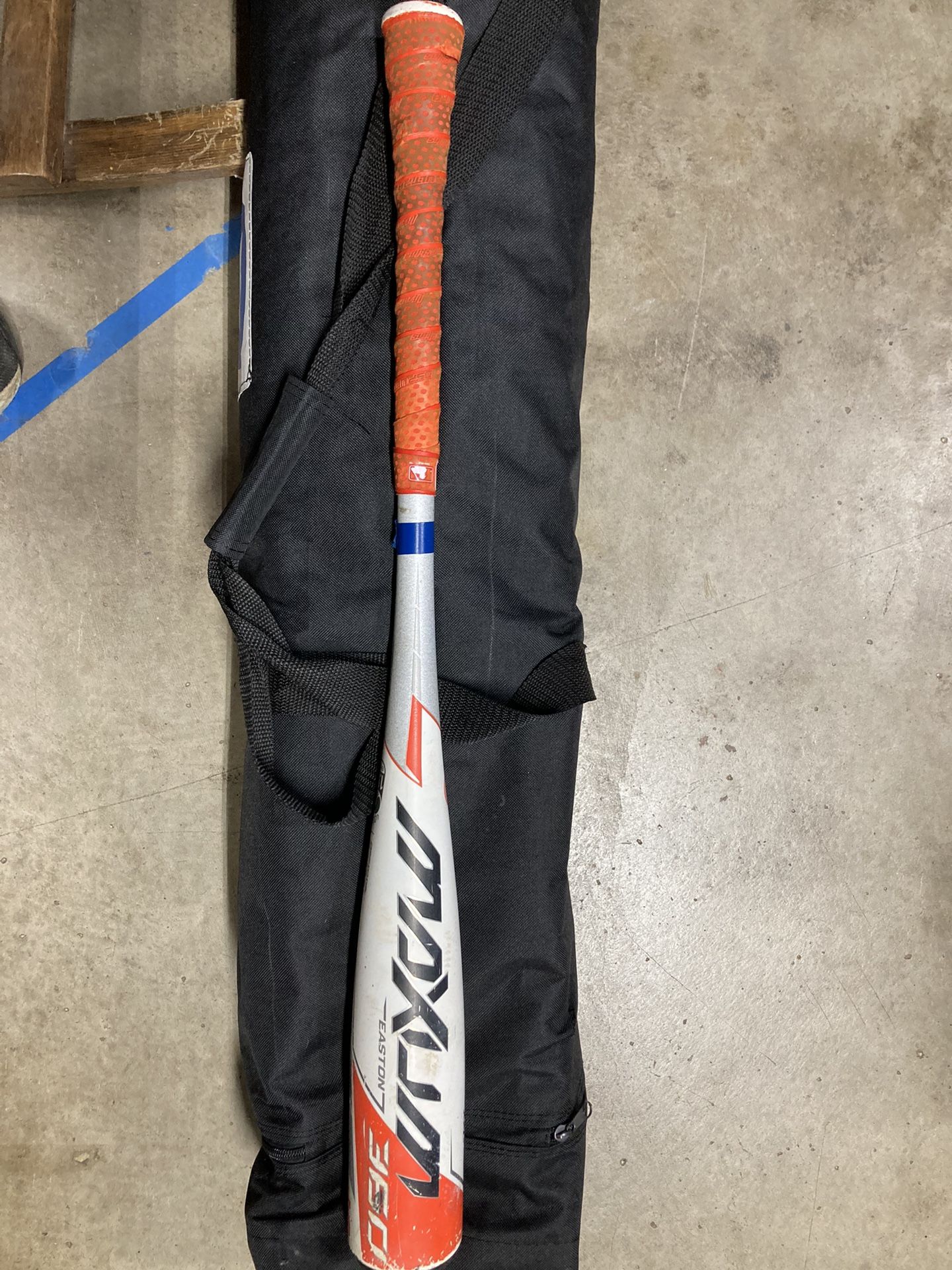 Easton Maxum USSSA Bat