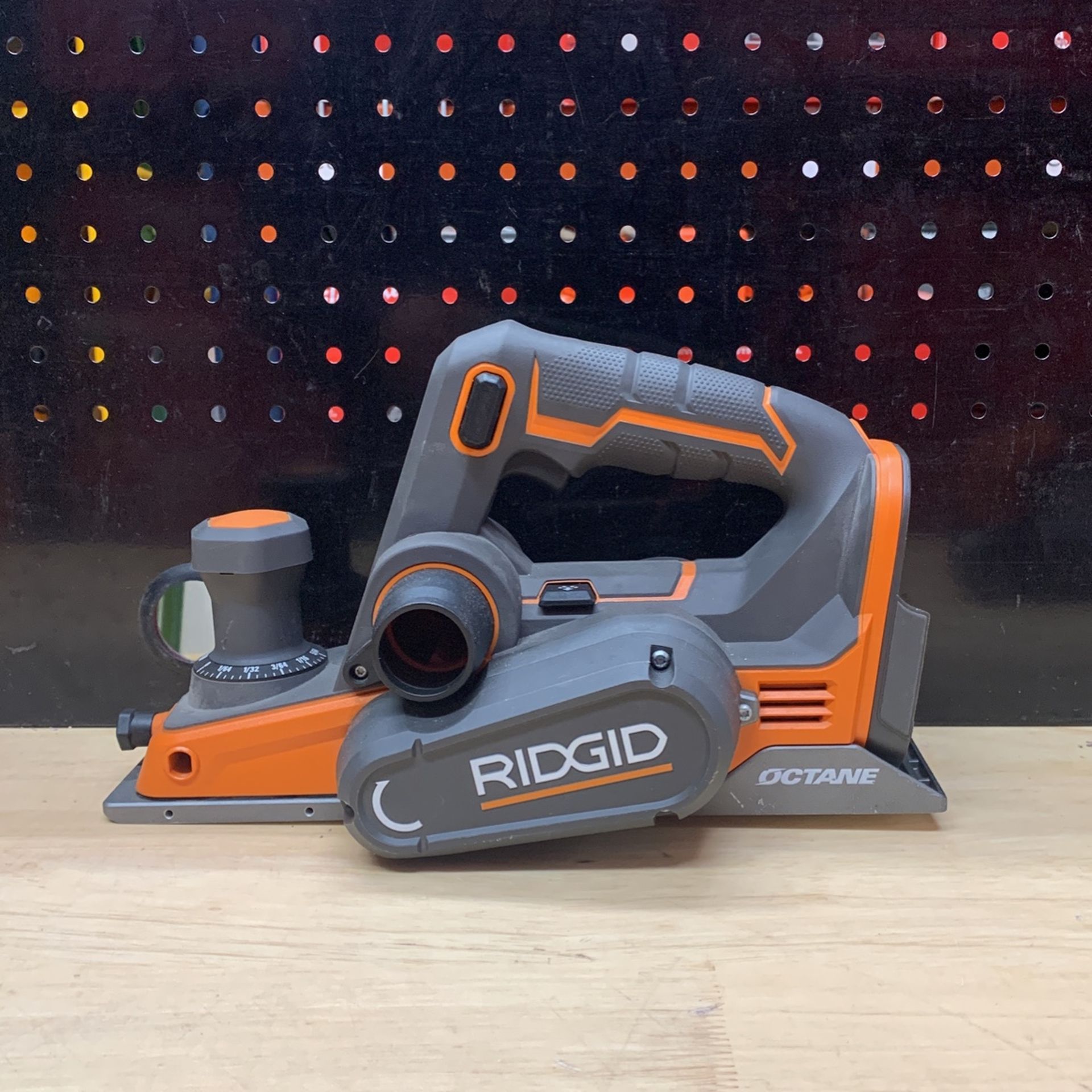 RIDGID 18V OCTANE Brushless Cordless 3-1/4 in. Hand Planer (Tool Only