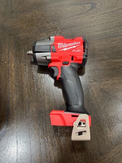 Milwaukee M18 FUEL Gen-2 18V Lithium-Ion Brushless Cordless Mid Torque 1/2 in. Impact Wrench w/Friction Ring (Tool-Only)