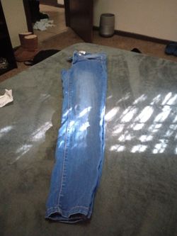 Woman's Jeans
