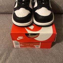 Nike Dunk Panda