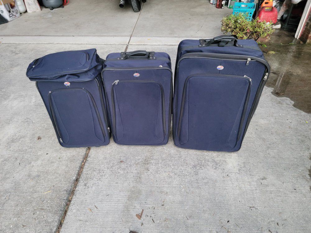 Suitcase Set