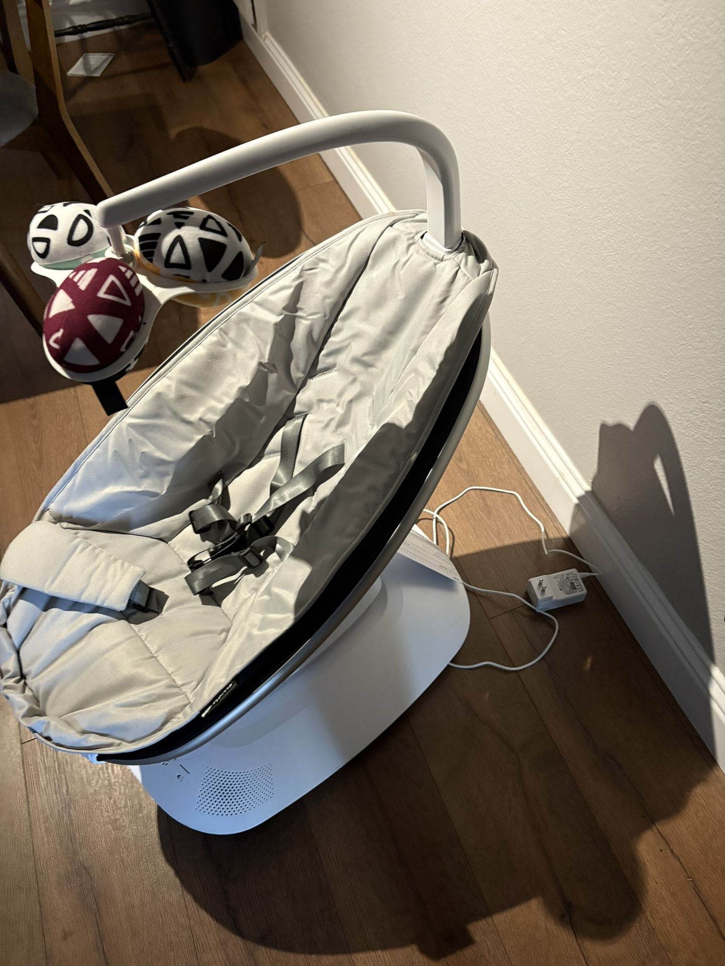 MamaRoo Multi Motion Baby Swing