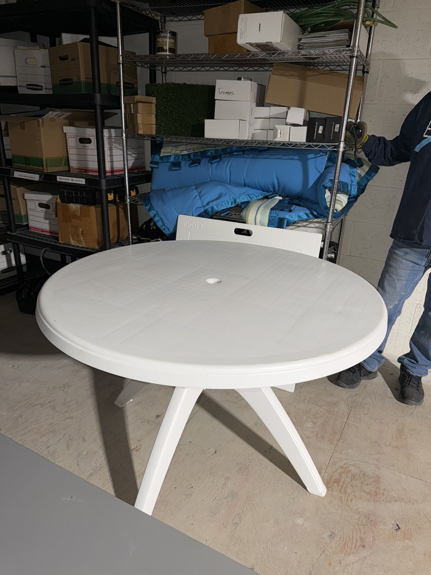 46” Grossiflex Ibiza Resin Table