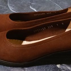 Salvatore Ferragamo Brown Suede  Low Wedge Heels Shoes. Size 7B