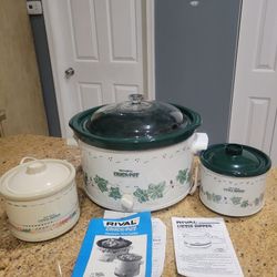 Retro 5 qt. Crock Pot + Tupperware - Tested Working - Little Dippers 1 cup Working