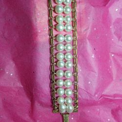 Vintage 1960's Sarah Conventry Pearl Gold Bracelet