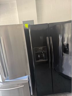 (Price is $200) Black side by Side Refrigerator