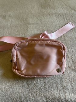 lululemon everywhere belt bag