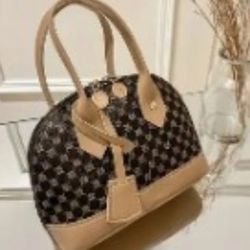 New & Packaged Leather 👜 Nueva Y Empaquetada Bolsa De Piel 👜