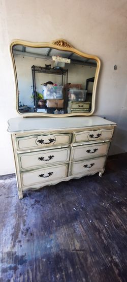 Vintage Bedroom Set 
