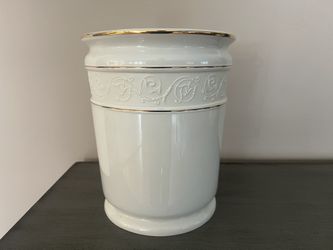 Croscill Verona porcelain wastebasket ivory with gold trim