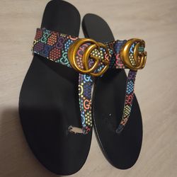 Gucci Multicolor GG Flip Flop Sandals – EU 40 / US 9 – Very Good Condition