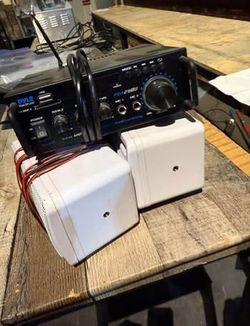 Bluetooth Amp/ Speakers 