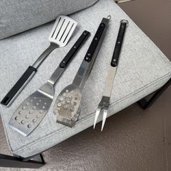 Barbecue utensils