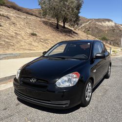 2010 Hyundai Accent 