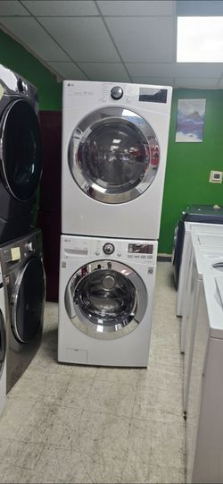 Washer and dryer LG stacables electric
