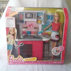 BARBIE DELUXE KITCHEN
