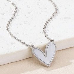 Silver Heart She’ll Necklace
