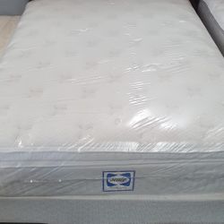 BED FRAME WITH MATTRESS AND BOX SPRING SEALY PILLOW TOP FREE DELIVERY 🚚🚚🚚