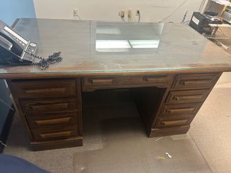 Vintage / Classic Desk  (solid wood) Need gone ASAP!!