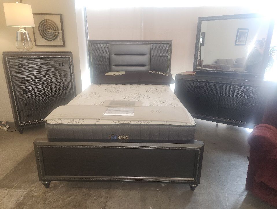 MODERN CONTEMPORARY BED SET, QUEEN BED, CHEST, DRESSER, MIRROR