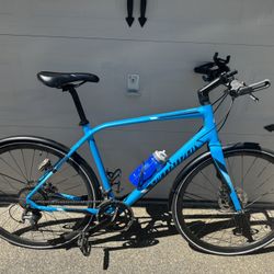 Specialized Sirrus Bike Size L