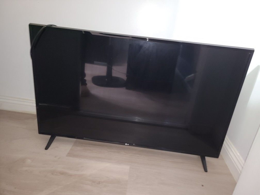 42 Inch Smart Tv