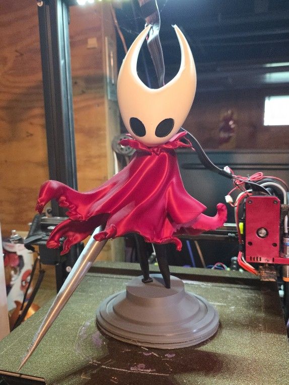 Hollow Knight Silk Song Hornet statue