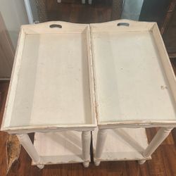 2 Little Tables 