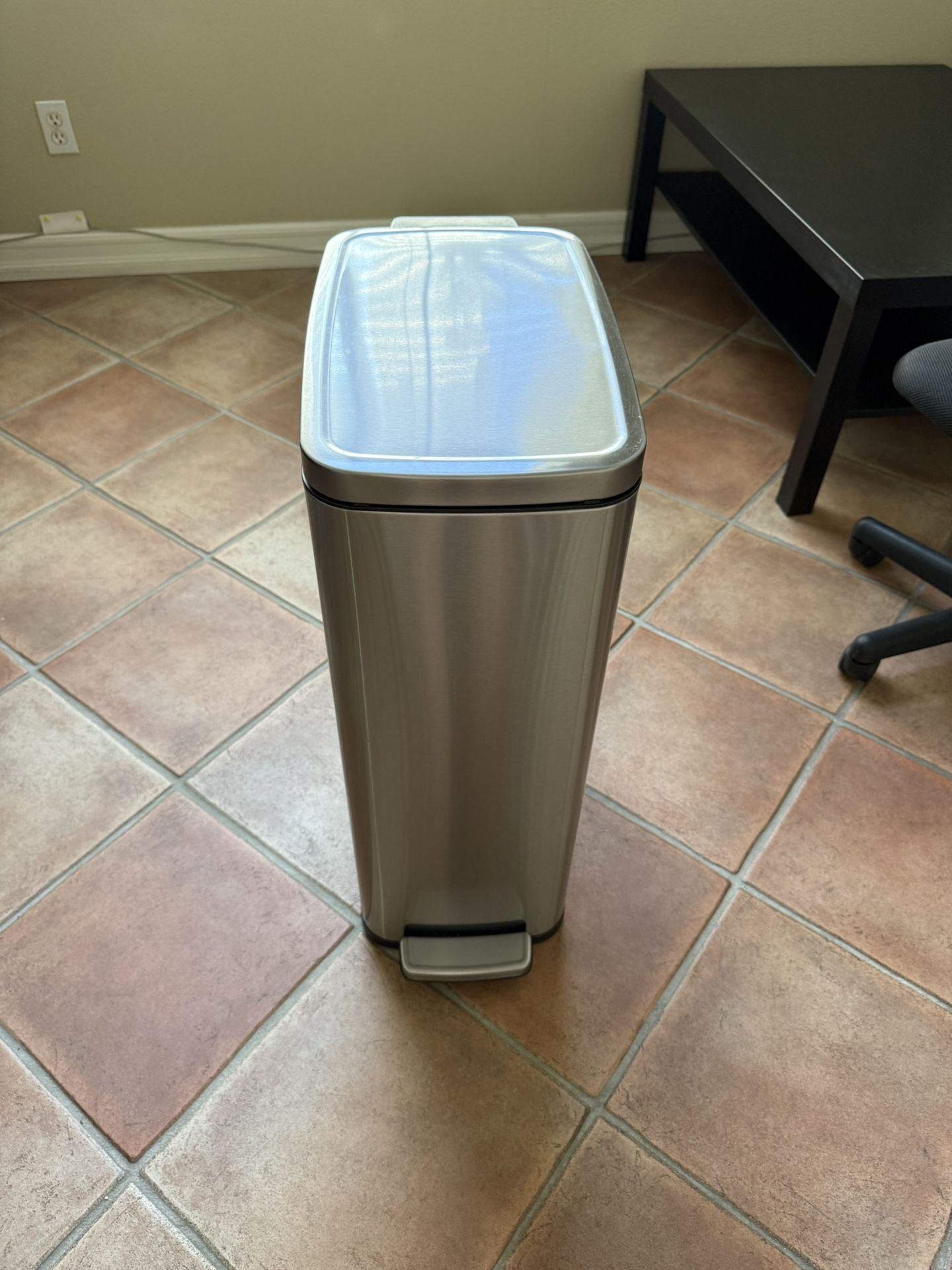 Kitchen Trash Can