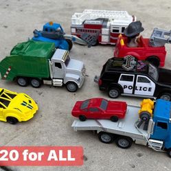 Bundle of toy cars and trucks 