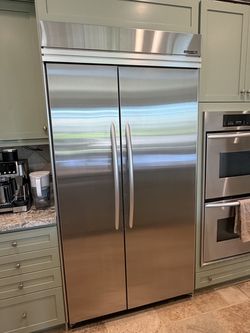 42" Stainless KitchenAid Fridge/Freezer