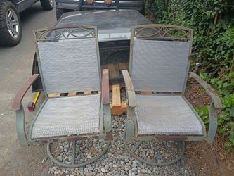 Free outdoor chairs