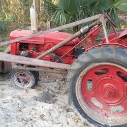 1945 Farmall  With Bucket 