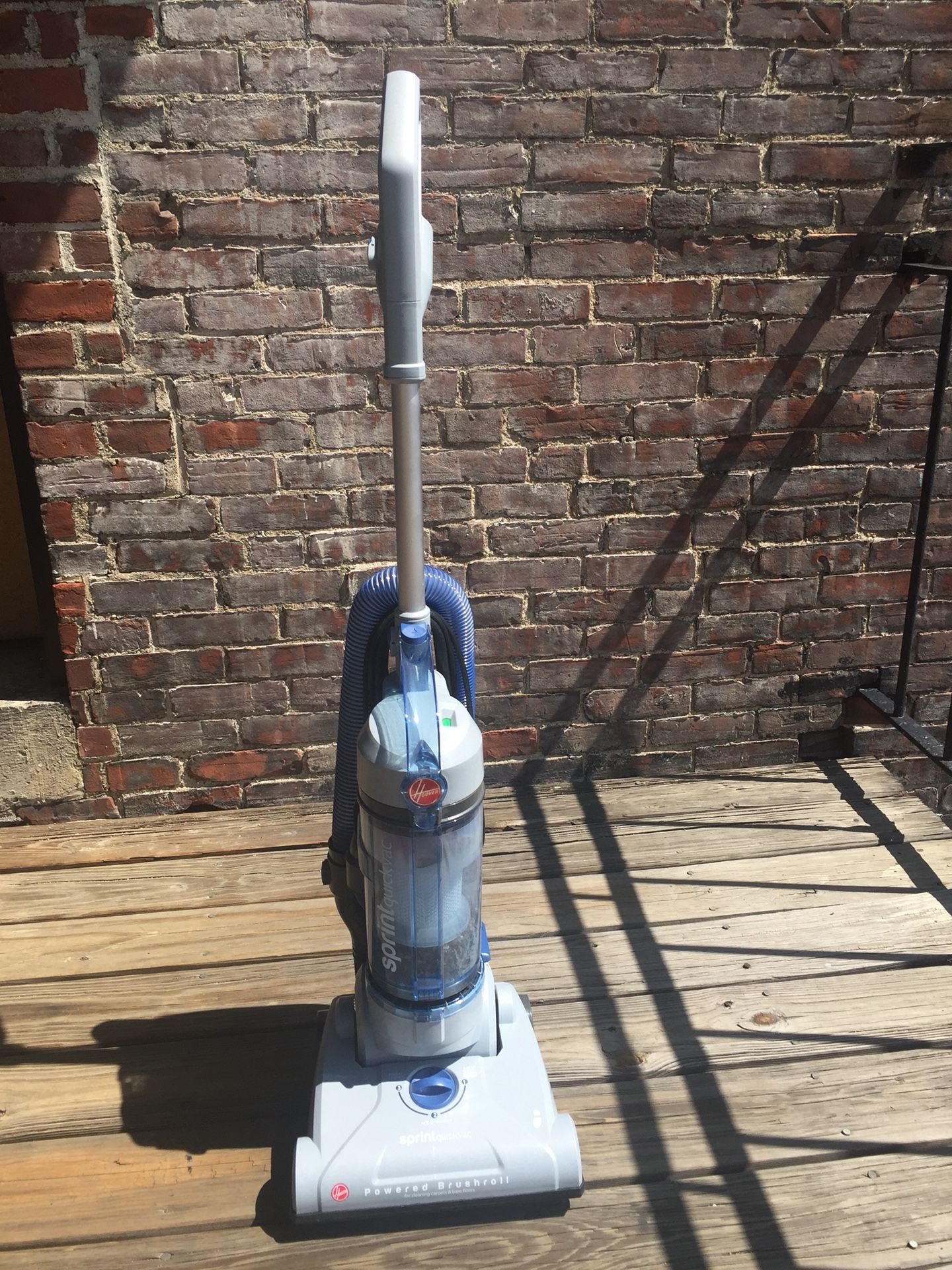 VACUUM: HOOVER SPRINT QUICK VAC LIGHTWEIGHT JUST LIKE NEW