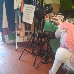 Photographic Equipment Lights Like New