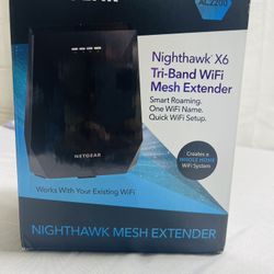 Netgear Nighthawk X6 AC2200 EX7700 Tri-Band Wireless WiFi Range Extender