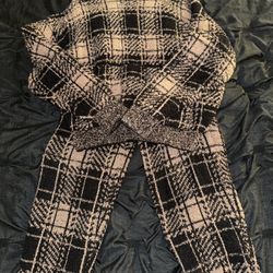 Limited Edition SKIMS Cozy Knit Hoodie & Pants Set – Black & Beige – S/M (Unisex)